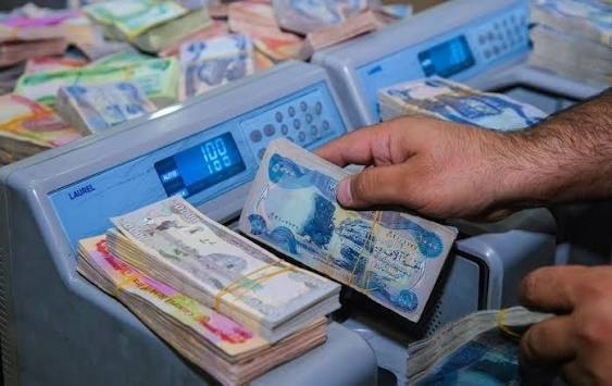 وفد من إقليم كردستان يصل بغداد لاستئناف مفاوضات الرواتب المالية