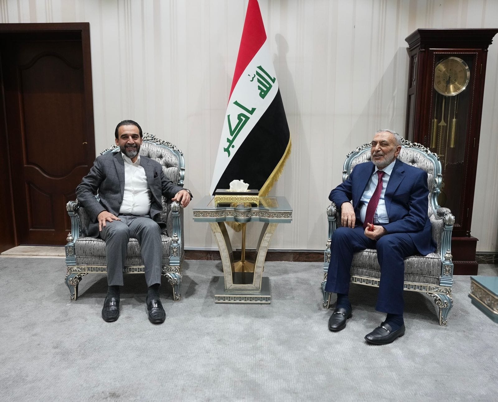 المشهداني يستقبل رئيس البرلمان المقال ويناقش معه القوانين وتفعيل دور مجلس النواب