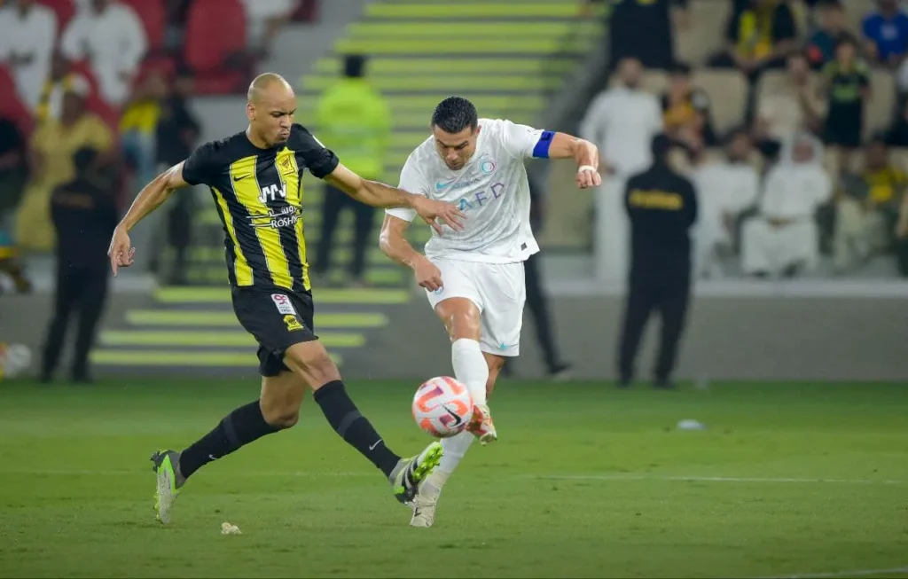 القنوات الناقلة لمباراة الاتحاد ضد النصر بالجولة 13 في الدوري السعودي