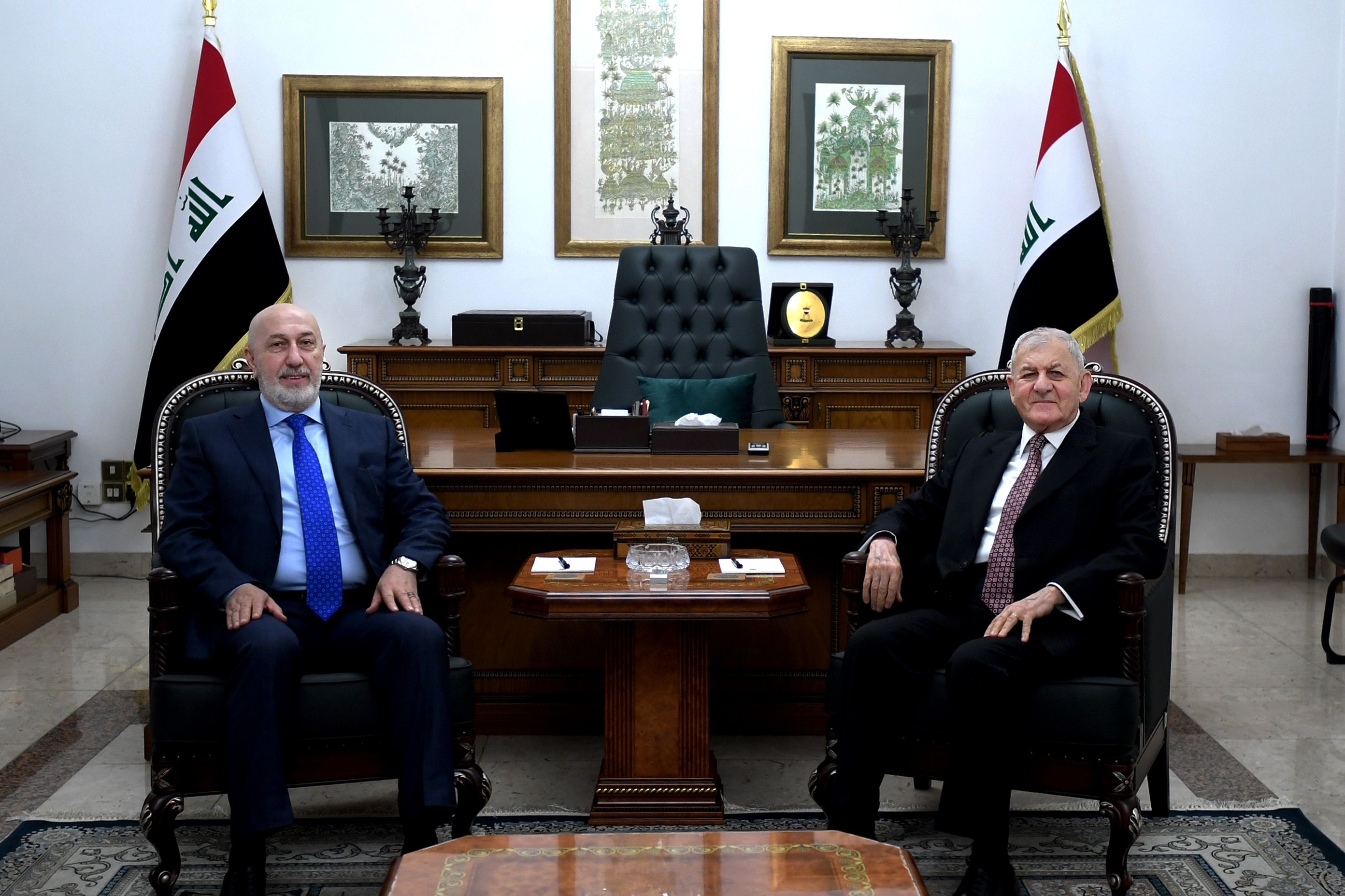 رئيس الجمهورية يؤكد أهمية الإسراع في تشكيل حكومة كردستان رئيس الجمهورية يؤكد أهمية الإسراع في تشكيل حكومة كردستان