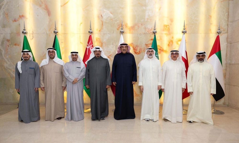 سمو ولي العهد وسمو رئيس مجلس الوزراء يقومان بزيارة إلى ديوان عام وزارة الخارجية