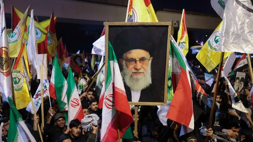 ممثل خامنئي في العراق: كثير من العشائر العراقية أعلنت الاستعداد للتطوع في القتال في ايران